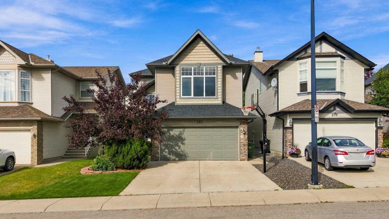Property Photo:  383 Springborough Way SW  AB T3H 5T4 