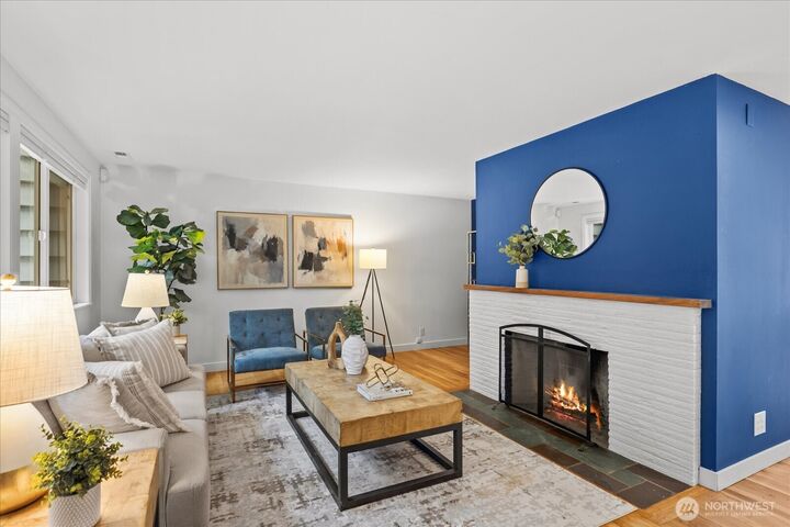 Property Photo: 19112 3rd Avenue NE WA 98155