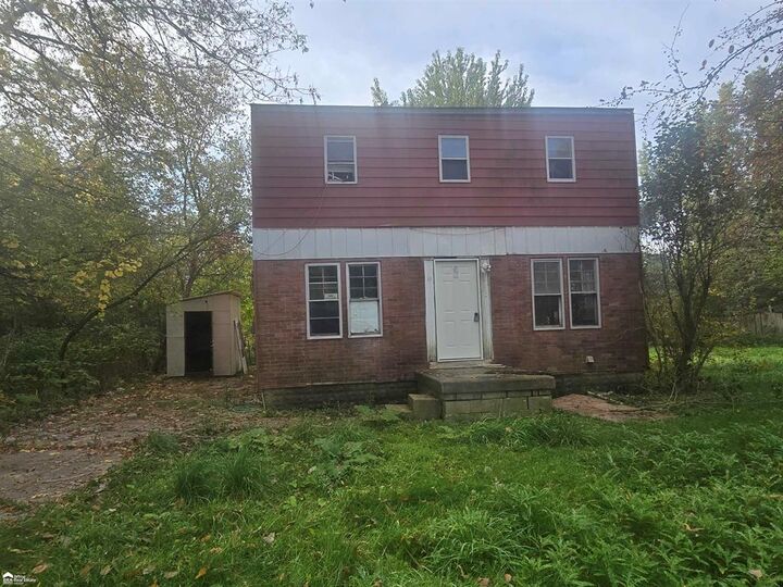 Property Photo:  3233 Home Avenue  MI 48504 
