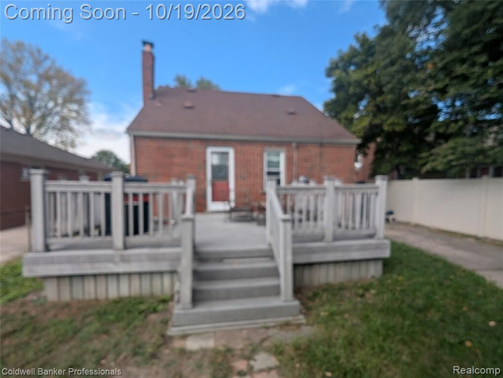 Property Photo:  979 Liberty Avenue  MI 48146 