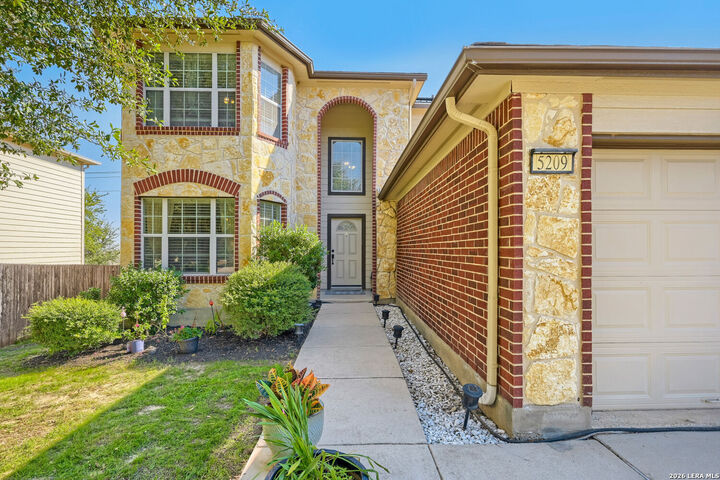 Property Photo:  5209 Brookline  TX 78108 