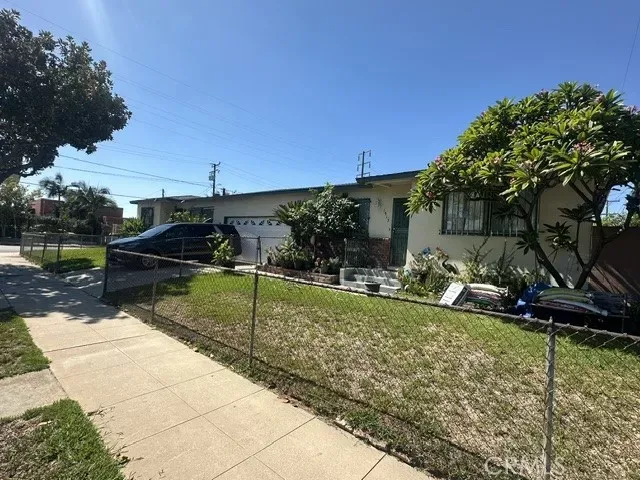 Property Photo:  1513 Hendricks  CA 90022 