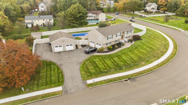 Property Photo: 11 Crestwood Road CT 06405