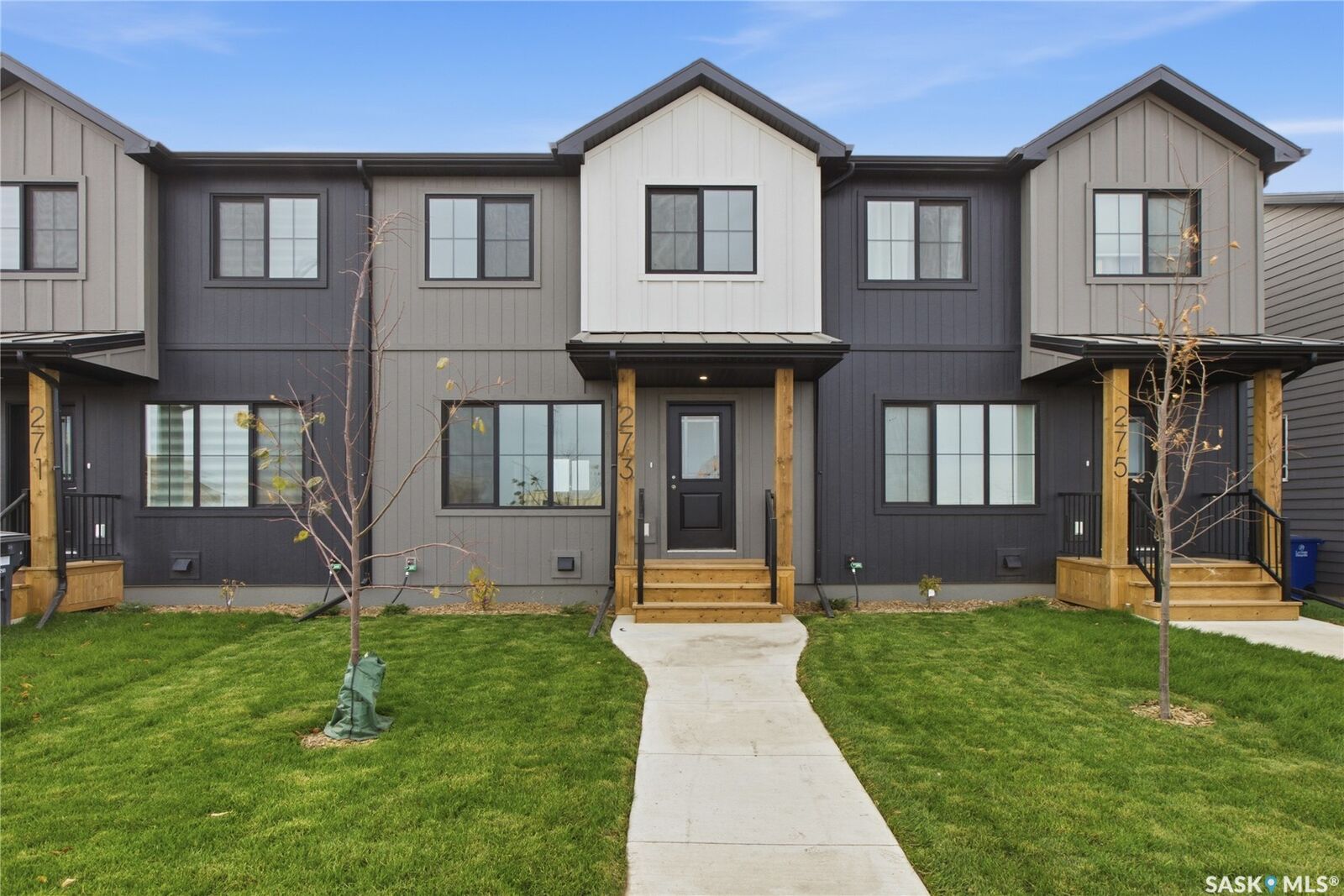 Property Photo:  273 Mark Bend  SK S7V 2B8 