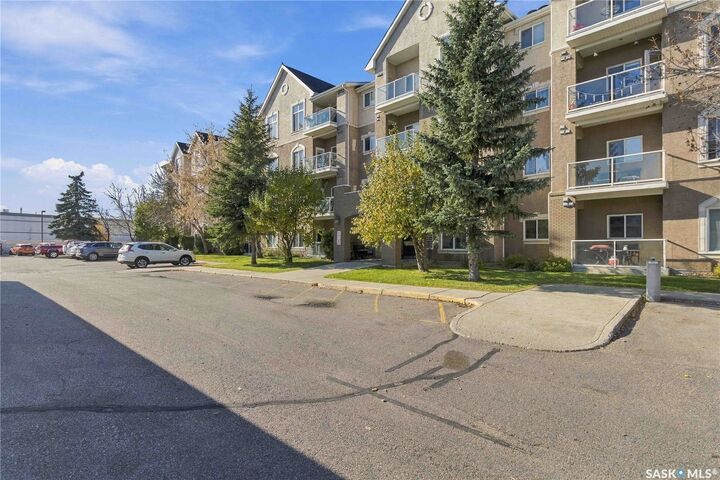 Property Photo:  235 Herold Terrace 303  SK S7V 1J2 