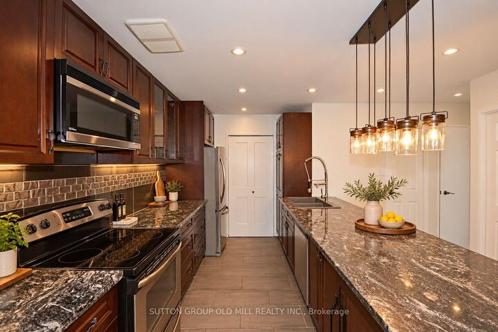 Property Photo:  370 Dixon Road 2302  ON M9R 1T2 