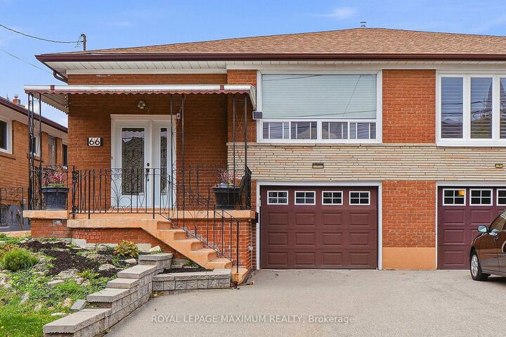 Property Photo:  66 Spenvalley Drive  ON M3L 1Z1 