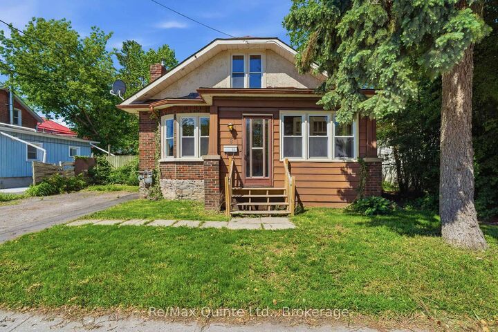 Property Photo:  8 Dunbar Street  ON K8P 3R5 