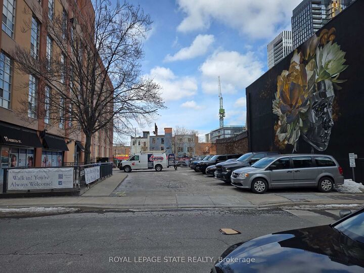 Property Photo:  11 Rebecca Street 202  ON L8R 3H7 