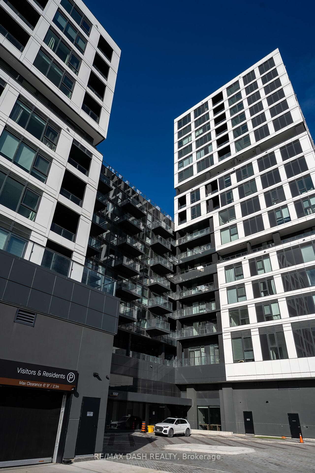 Property Photo:  1007 The Queensway Avenue 316  ON M8Z 0H4 