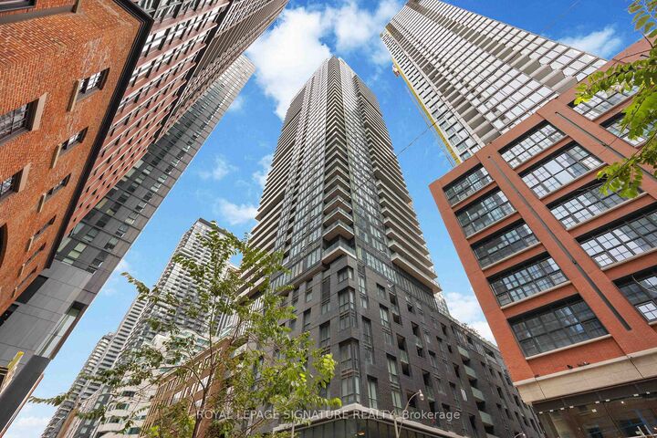 Property Photo: 115 Blue Jays Way 2212 ON M5V 0N4