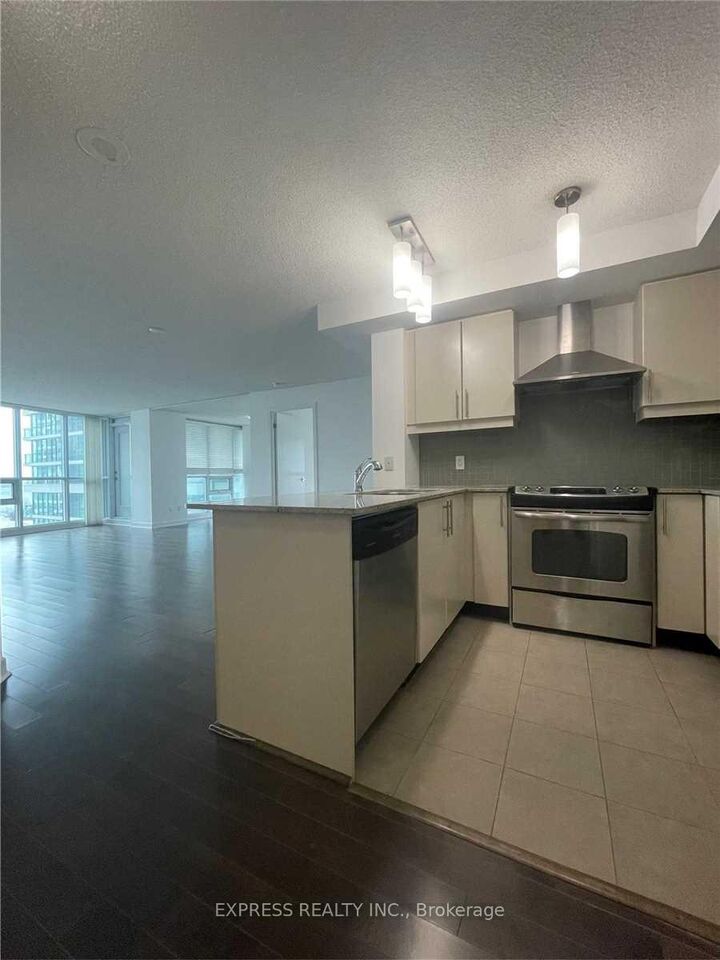 Property Photo:  18 Harbour Street 1010  ON M5J 2Z6 
