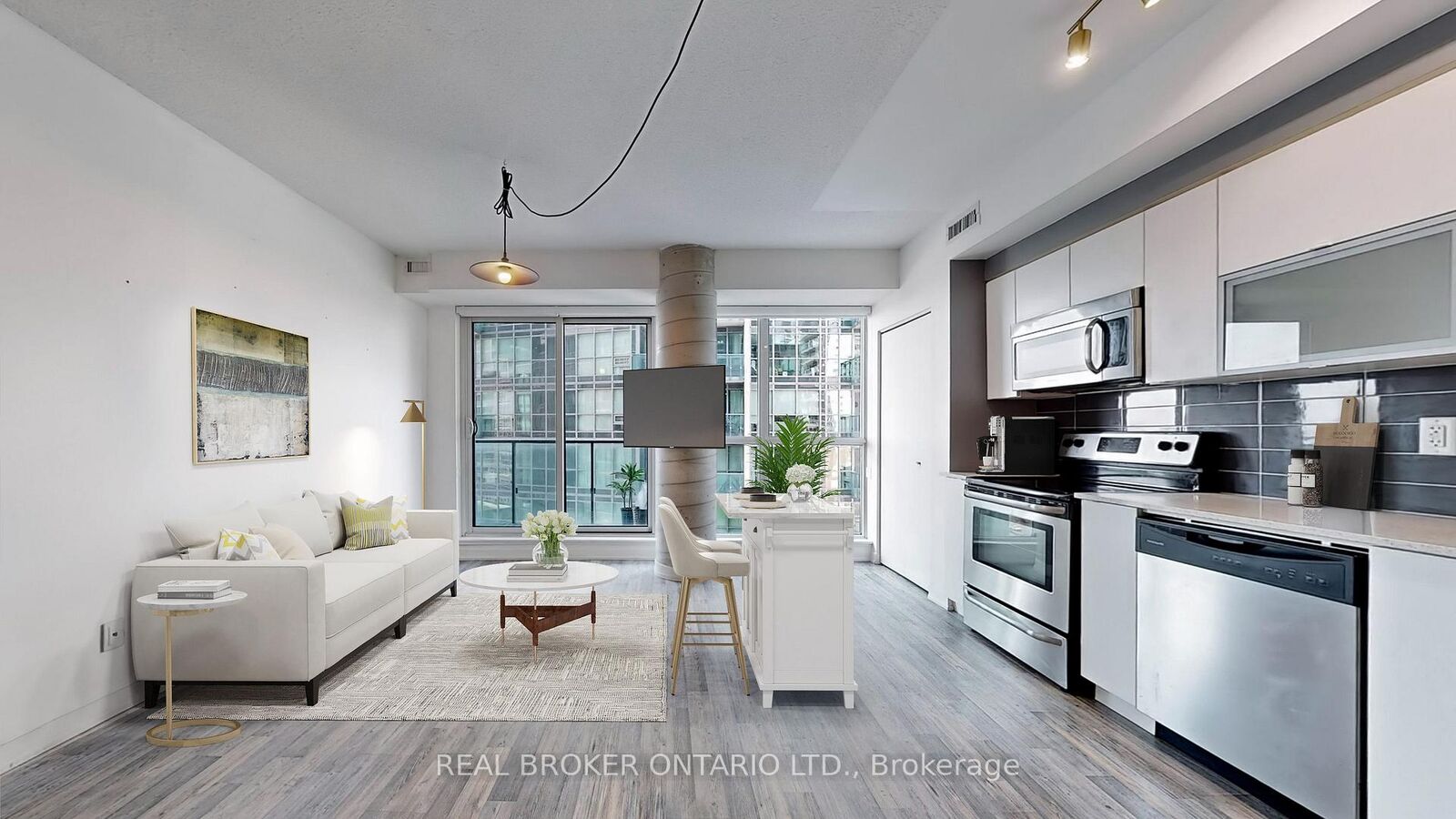 Property Photo:  69 Lynn Williams Street 1210  ON M6K 3R7 