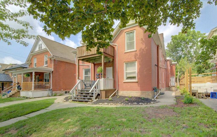 Property Photo:  14-20 Brubacher Street 11  ON N2H 2V9 