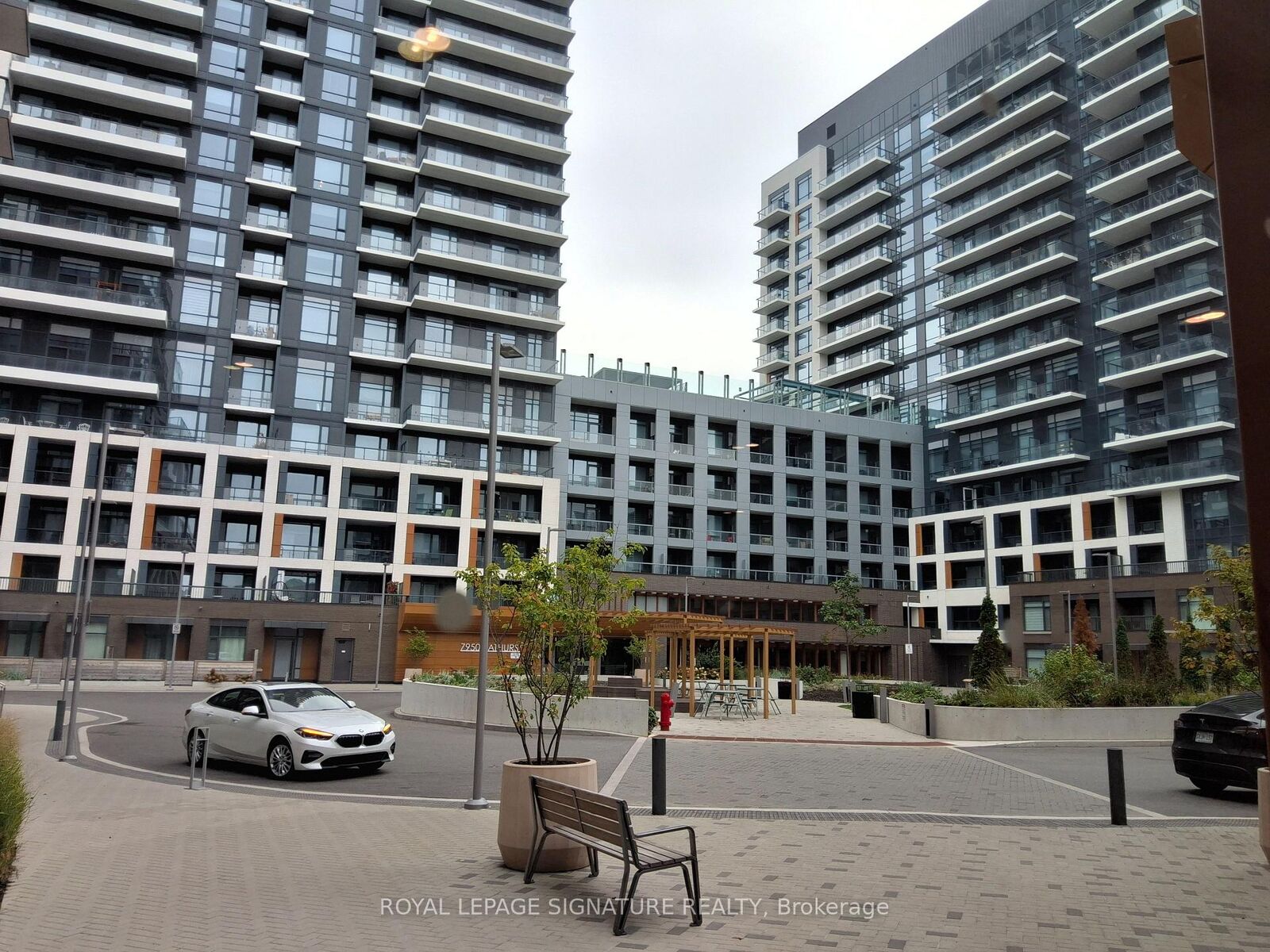 Property Photo: 8 Beverley Glen Boulevard C701 ON L4J 0L5