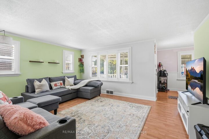 Property Photo: 58 Harold Avenue ON L3B 1J5