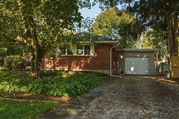 Property Photo: 605 Kingsway Avenue ON N6H 3A2