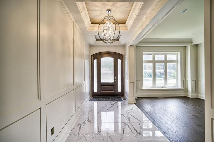 Property Photo: 82 Cartier Crescent ON L4C 2N5