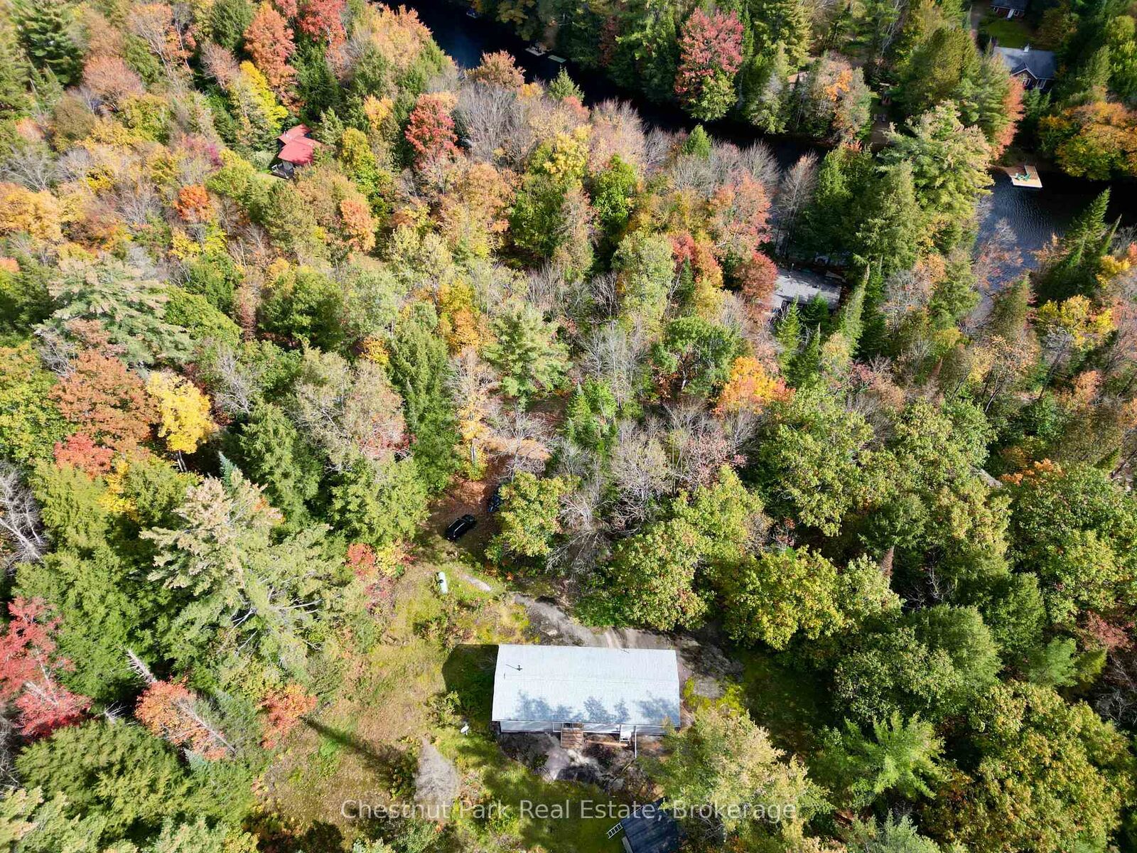 Property Photo:  1041 Holiday Park Drive  ON P1L 1W9 