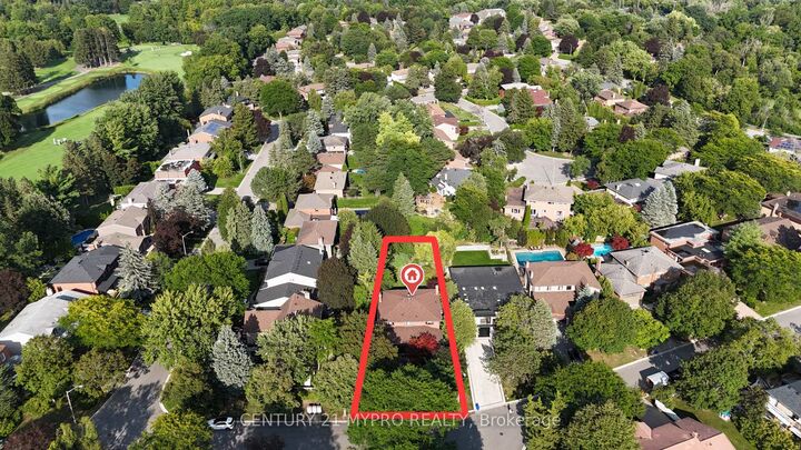 Property Photo: 23 Forest Park Crescent ON L3T 2M5