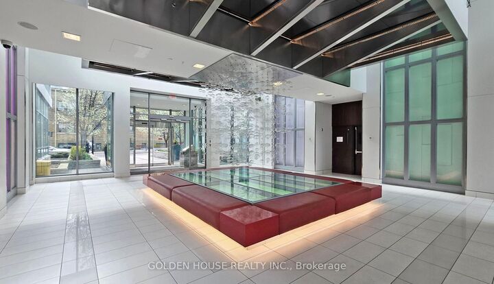 Property Photo:  120 Homewood Avenue 2206  ON M4Y 2J3 
