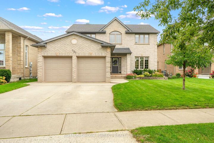 Property Photo: 121 Tanoak Drive ON N6G 5A1