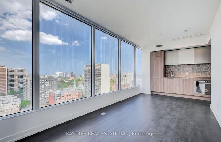 Property Photo:  85 Wood Street 2706  ON M4Y 0E8 