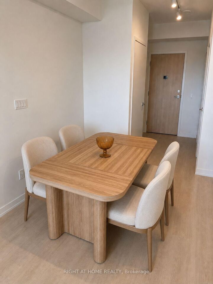 Property Photo: 181 Sheppard Avenue E 604 ON M2N 3A6