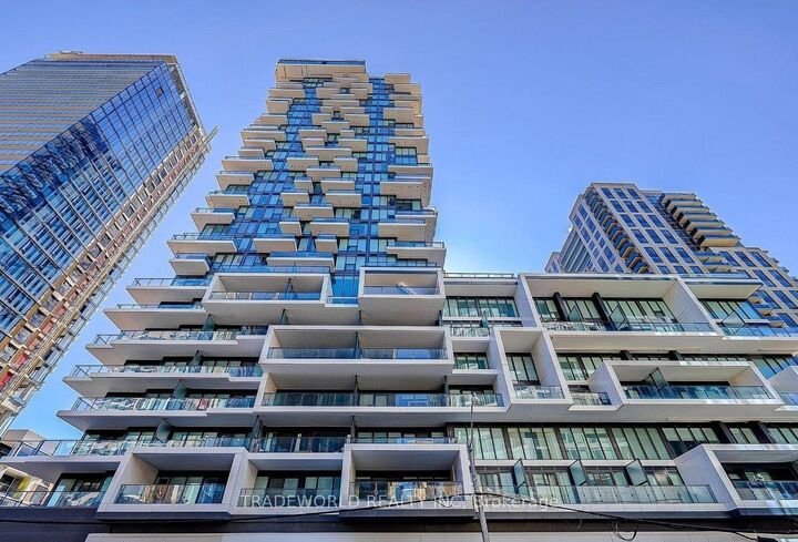 Property Photo:  77 Shuter Street 1515  ON M5B 0B8 