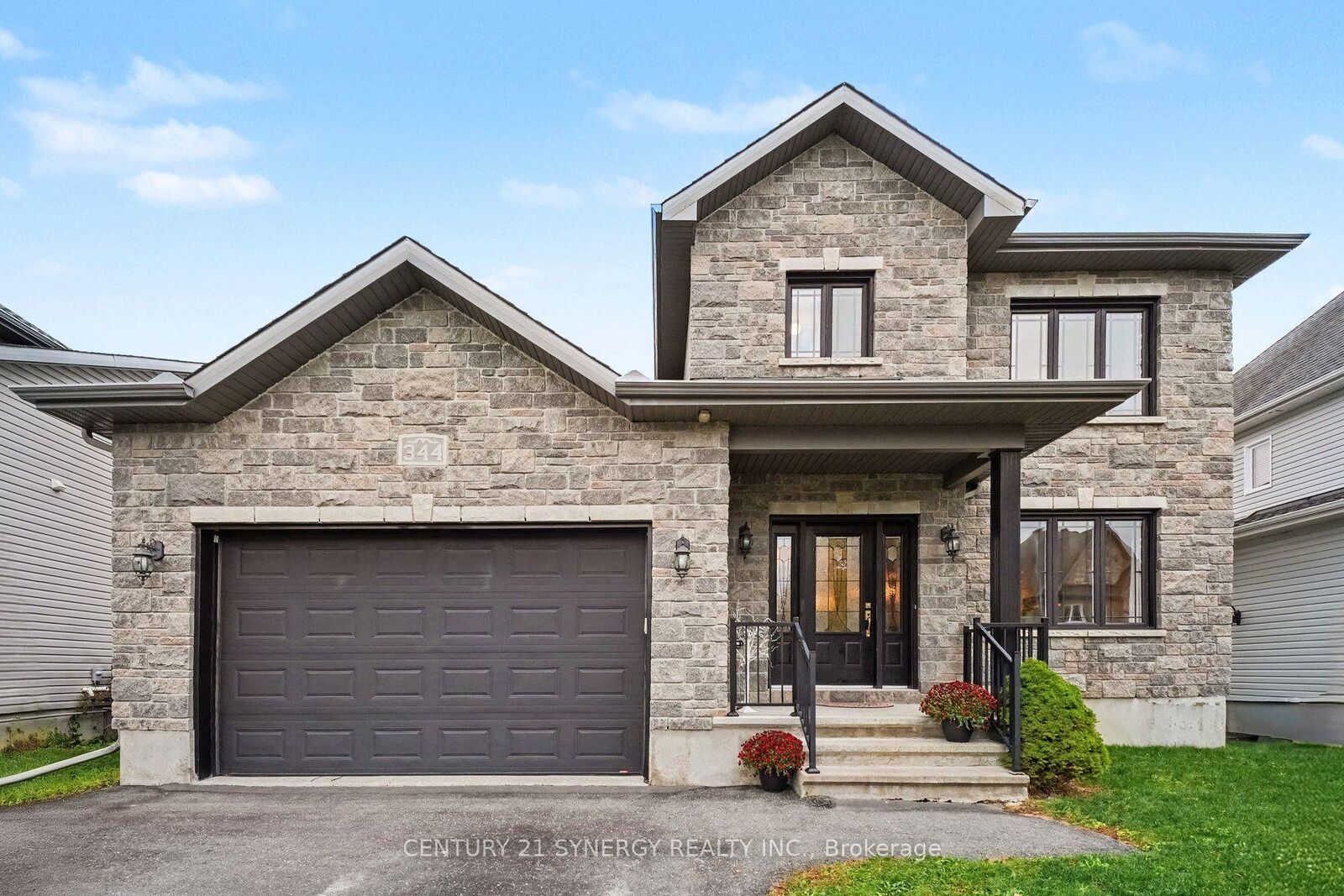 Property Photo:  344 Colmar Street  ON K0A 1W0 
