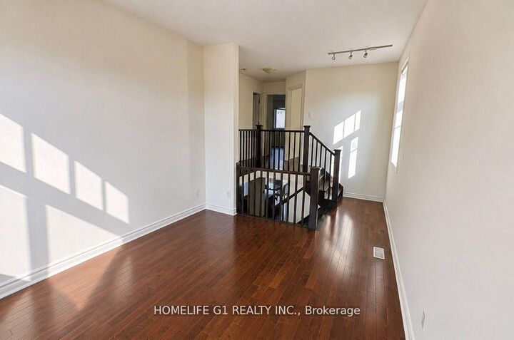 Property Photo:  167 Gravel Ridge Trail  ON N2E 0E5 