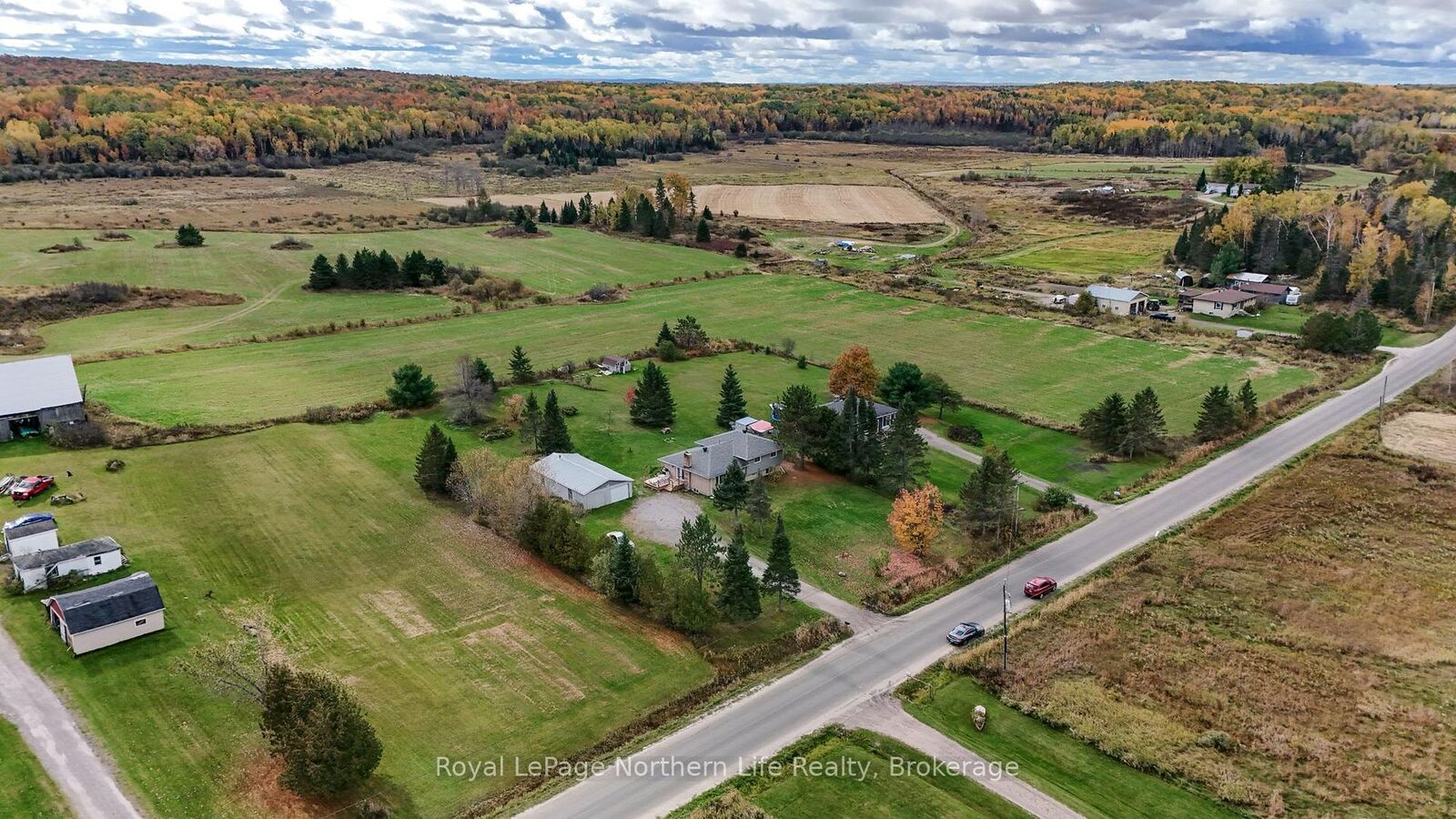 Property Photo:  129 Bertha Road  ON P0H 1K0 