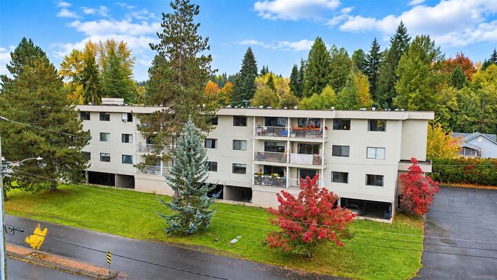 Property Photo: 18 King George St #309 BC V0R 2G0