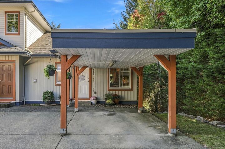Property Photo:  930 Braidwood Rd #213  BC V9N 3R9 