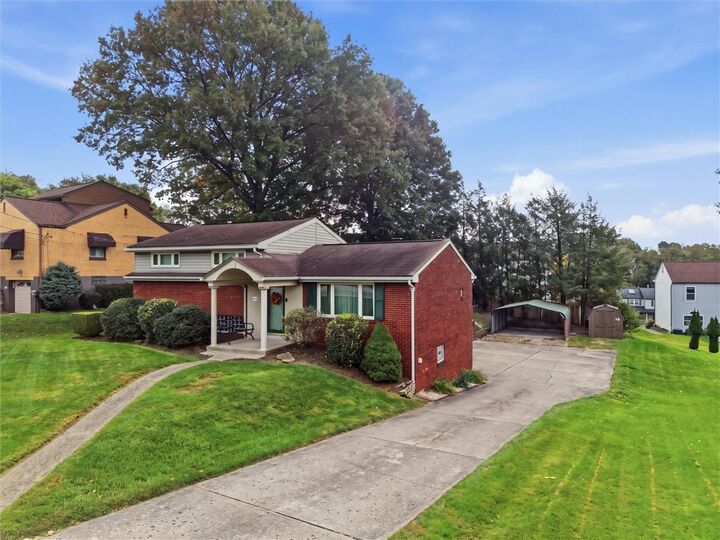 Property Photo:  1404 James St  PA 15146 