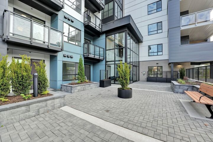 Property Photo: 33886 Pine Street 419 BC V2S 0N9