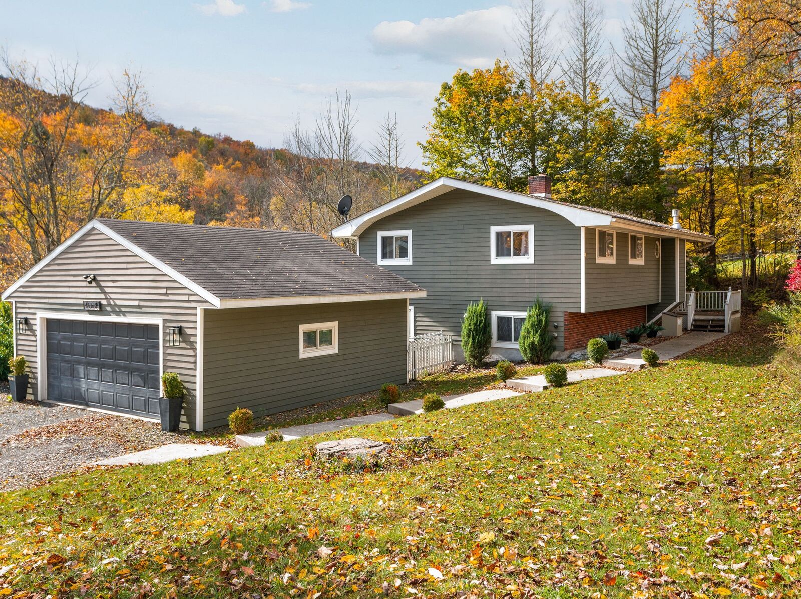 Property Photo: 4168 Stanley Lake Road PA 18818