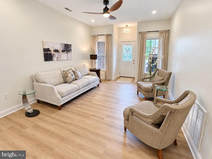 Property Photo:  926 Perry Landing Court  MD 21401 