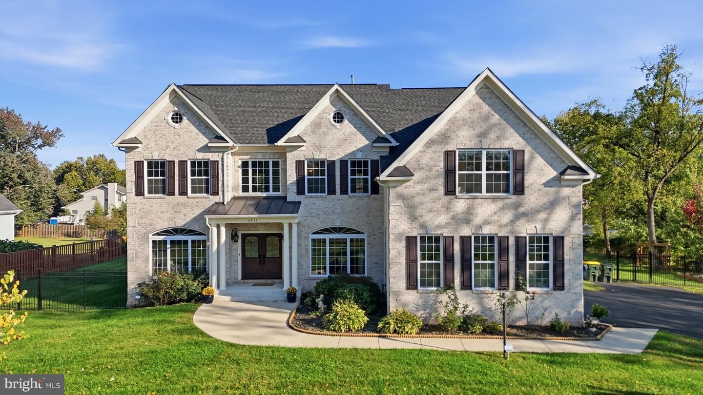 Property Photo:  3917 Chantilly Road  VA 20151 