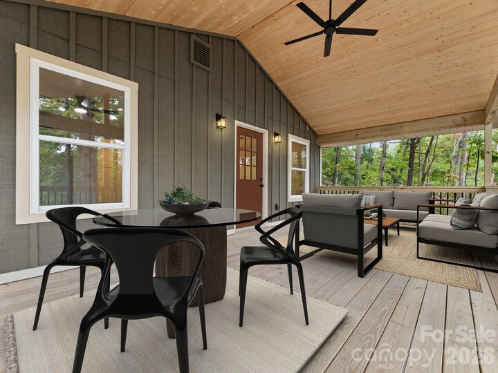 Property Photo: 202 Lyndhurst Drive NC 28791