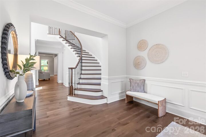 Property Photo: 5624 Five Knolls Drive NC 28226