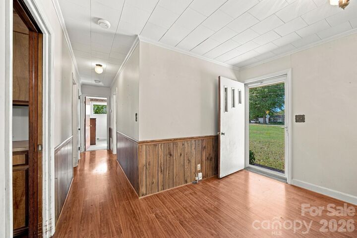 Property Photo:  816 Central Avenue  NC 28097 