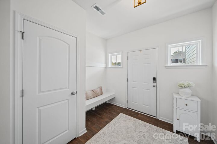 Property Photo:  1112 Alyssa Oaks Drive  NC 28098 
