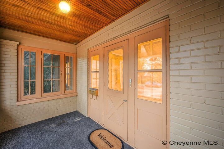 Property Photo: 1200 W Pershing Blvd WY 82001