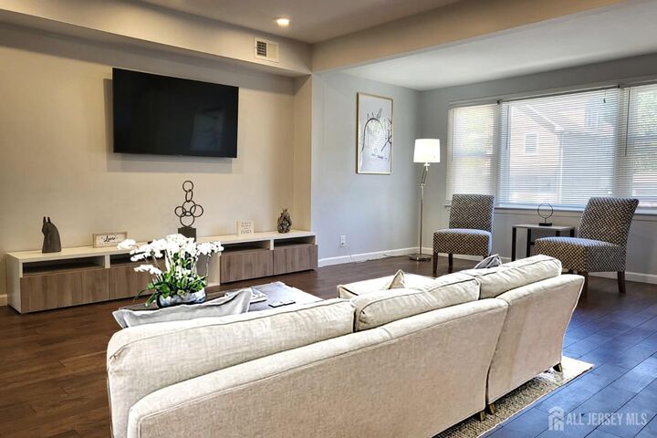 Property Photo:  41 2 Avenue  NJ 07027 