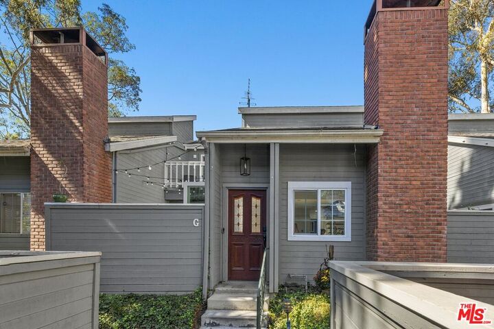 Property Photo:  1917 Nelson Ave, Unit G  CA 90278 