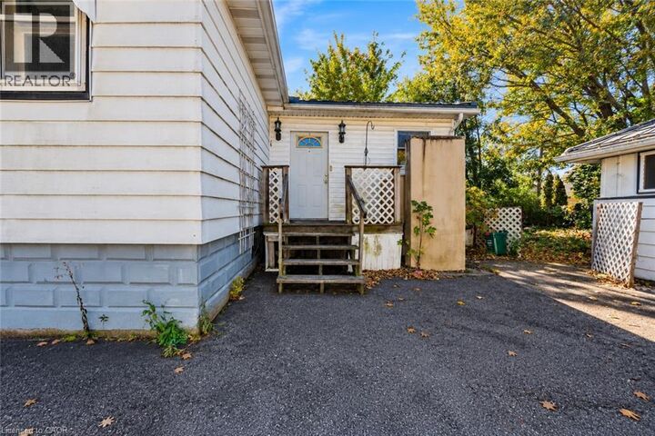 Photo de la propriété:  808 Southworth Street South  ON L3B 2A4 