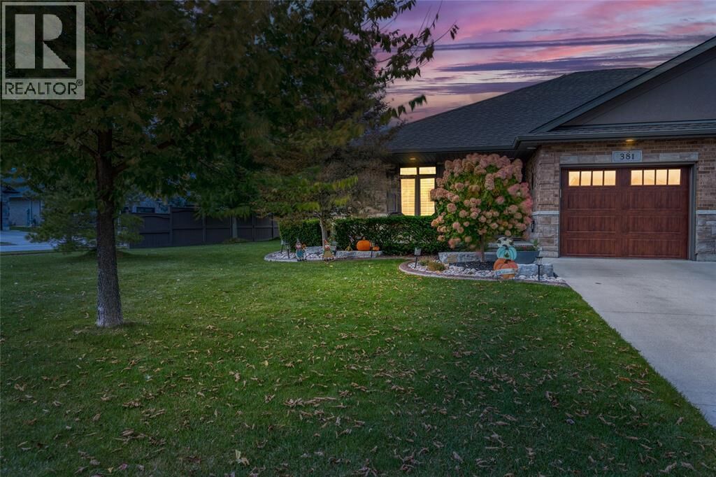 Property Photo: 381 Brittoli Avenue ON N7S 0C9