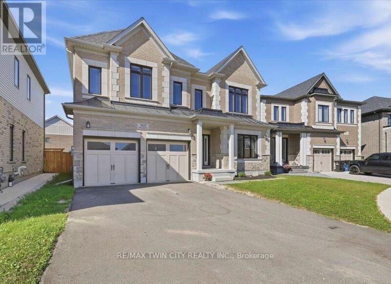 Property Photo:  905 Broadacre Place  ON N2R 0S6 