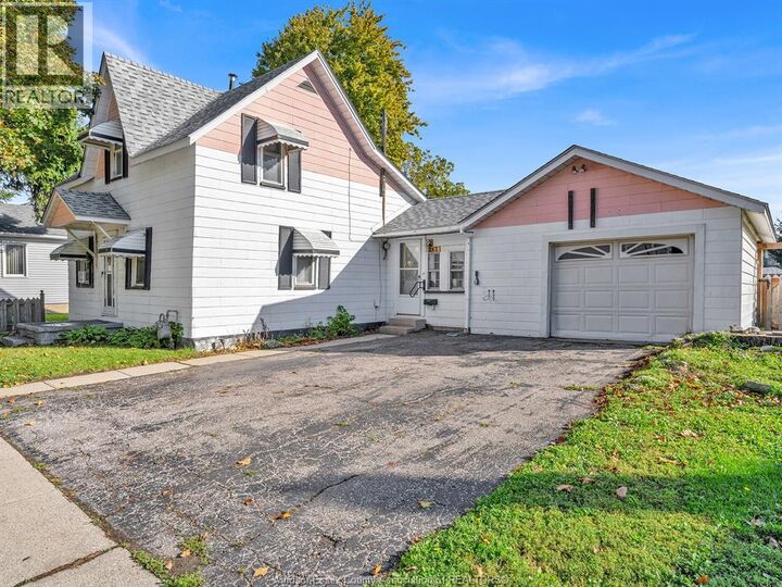 Property Photo:  263 Brock  ON N9V 2H4 